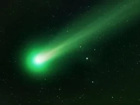 cometa_verde_x1x_1_crop1675252435493.jpeg_1833193316